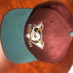 Anaheim Ducks, Mitchell & Ness, Snapback Flathat